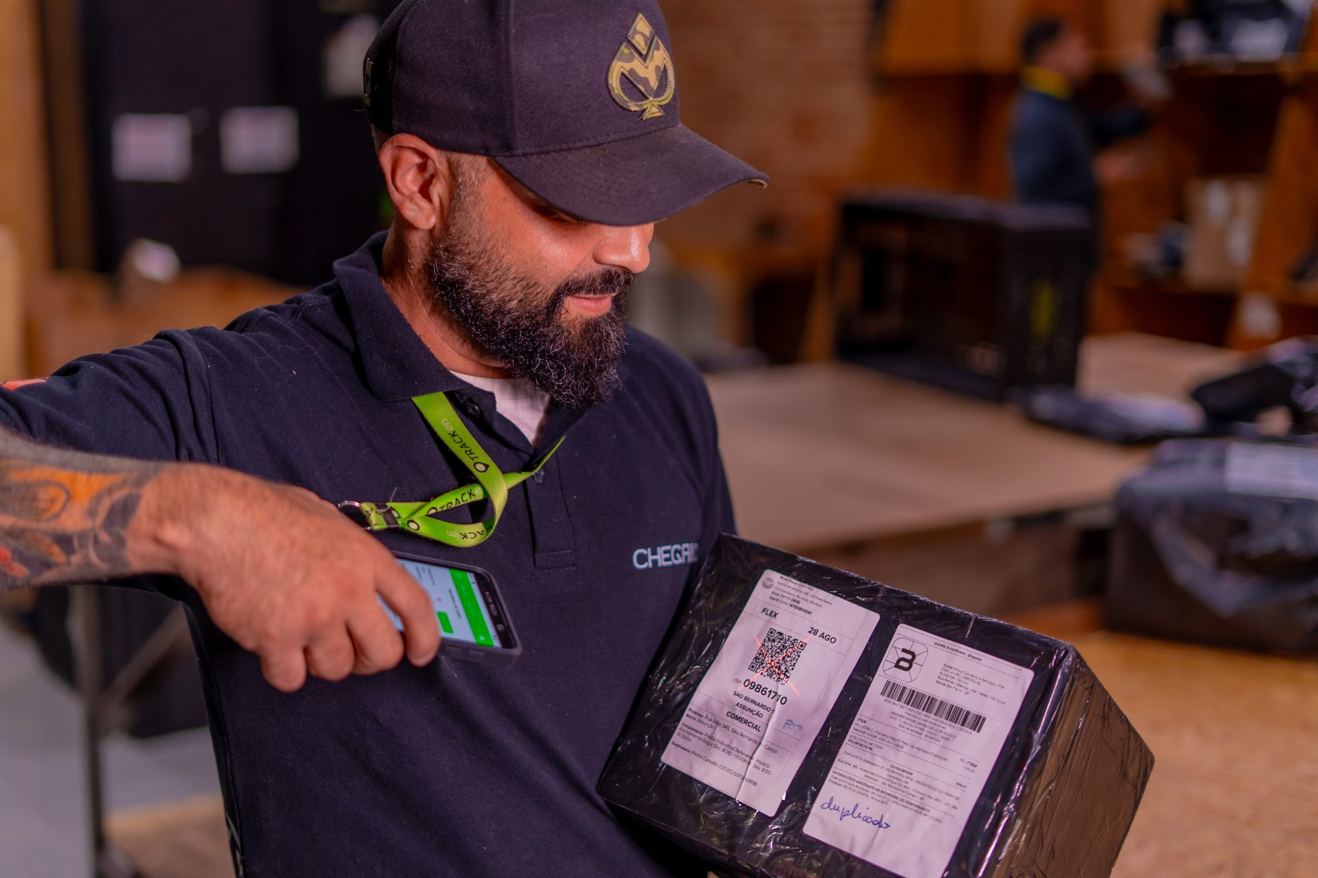 Estantes de armazenagem endereçadas no centro de distribuição da ChegaLog